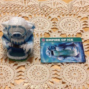 skylanders Spyro's Adventure Ice Cave Figure Activision and collector's card